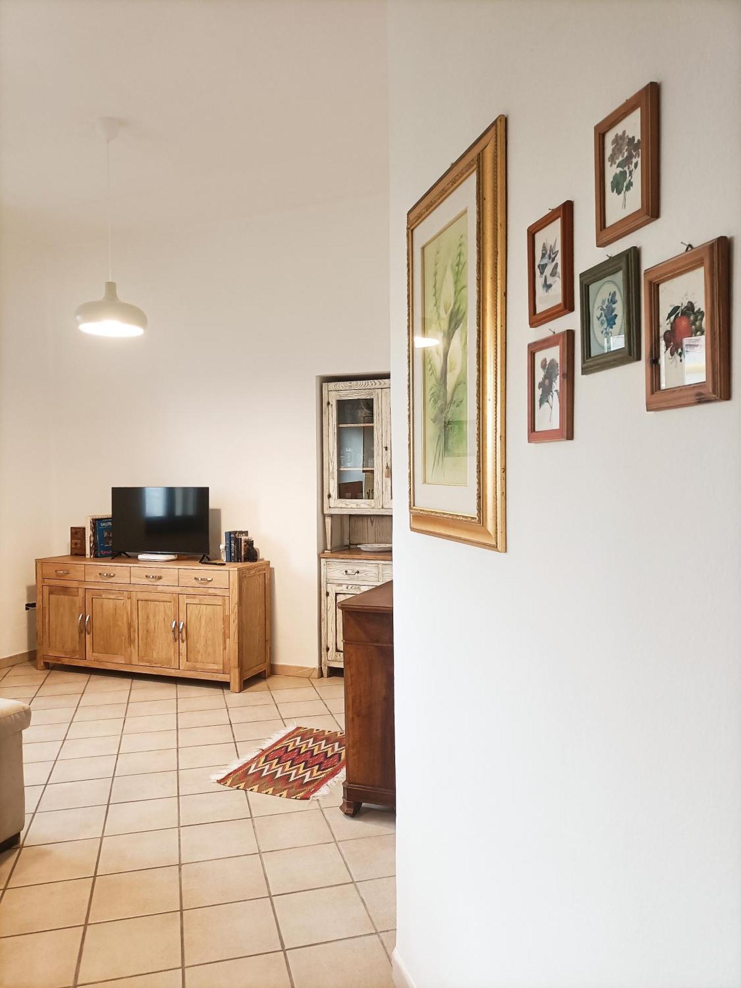 Bright Port View Apartment- Free Parking 卡利亚里 外观 照片