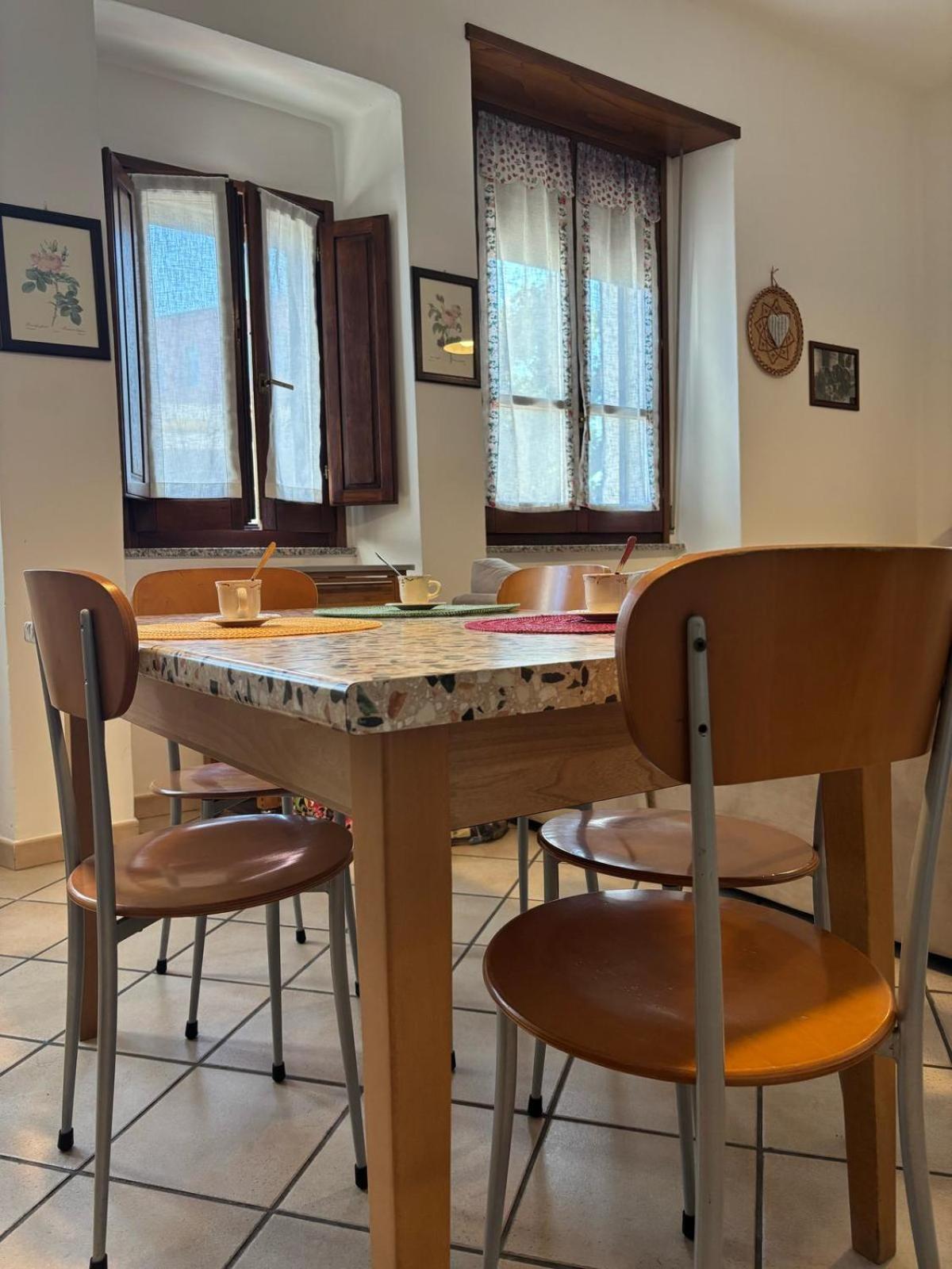 Bright Port View Apartment- Free Parking 卡利亚里 外观 照片
