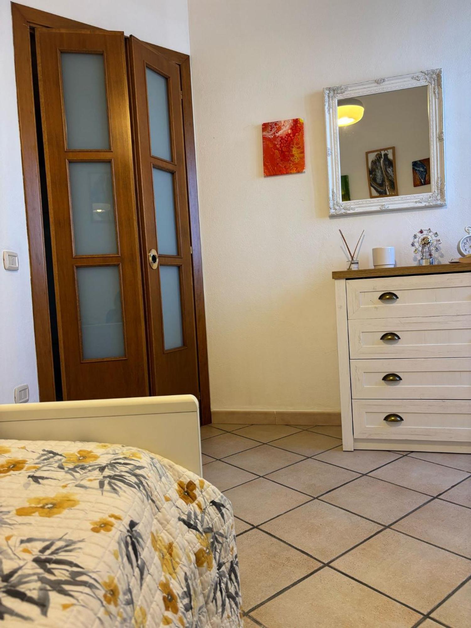 Bright Port View Apartment- Free Parking 卡利亚里 外观 照片